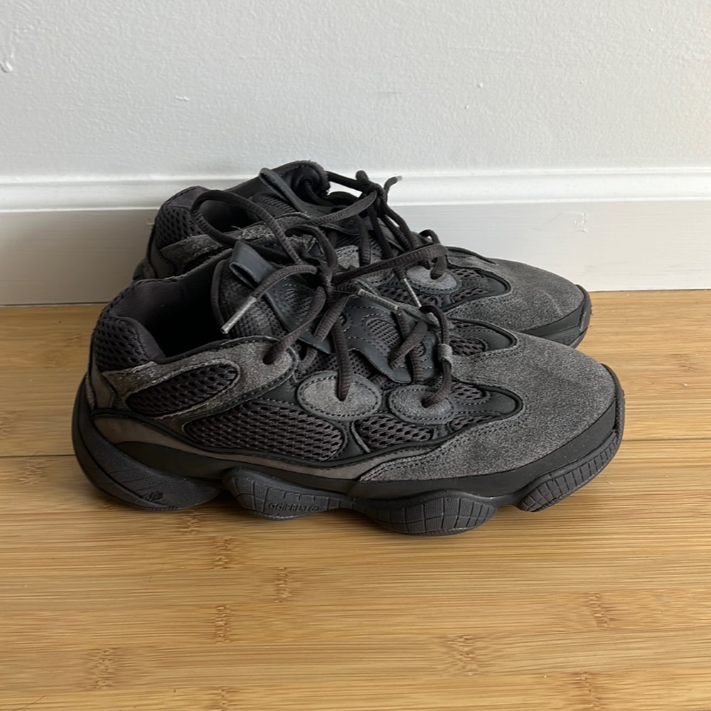 Yeezy 550 Utility Black